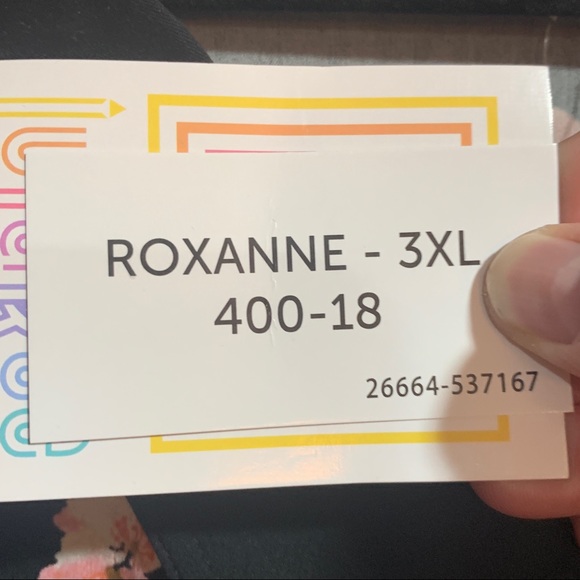 LuLaRoe Roxanne Snap Tank Sleeveless Black Floral 3XL NWT - Picture 9 of 9